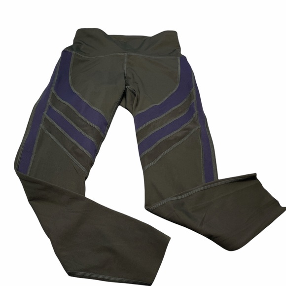 Zyia Active Dark Olive Mesh7/8 Leggings. Size 4 - Picture 5 of 12